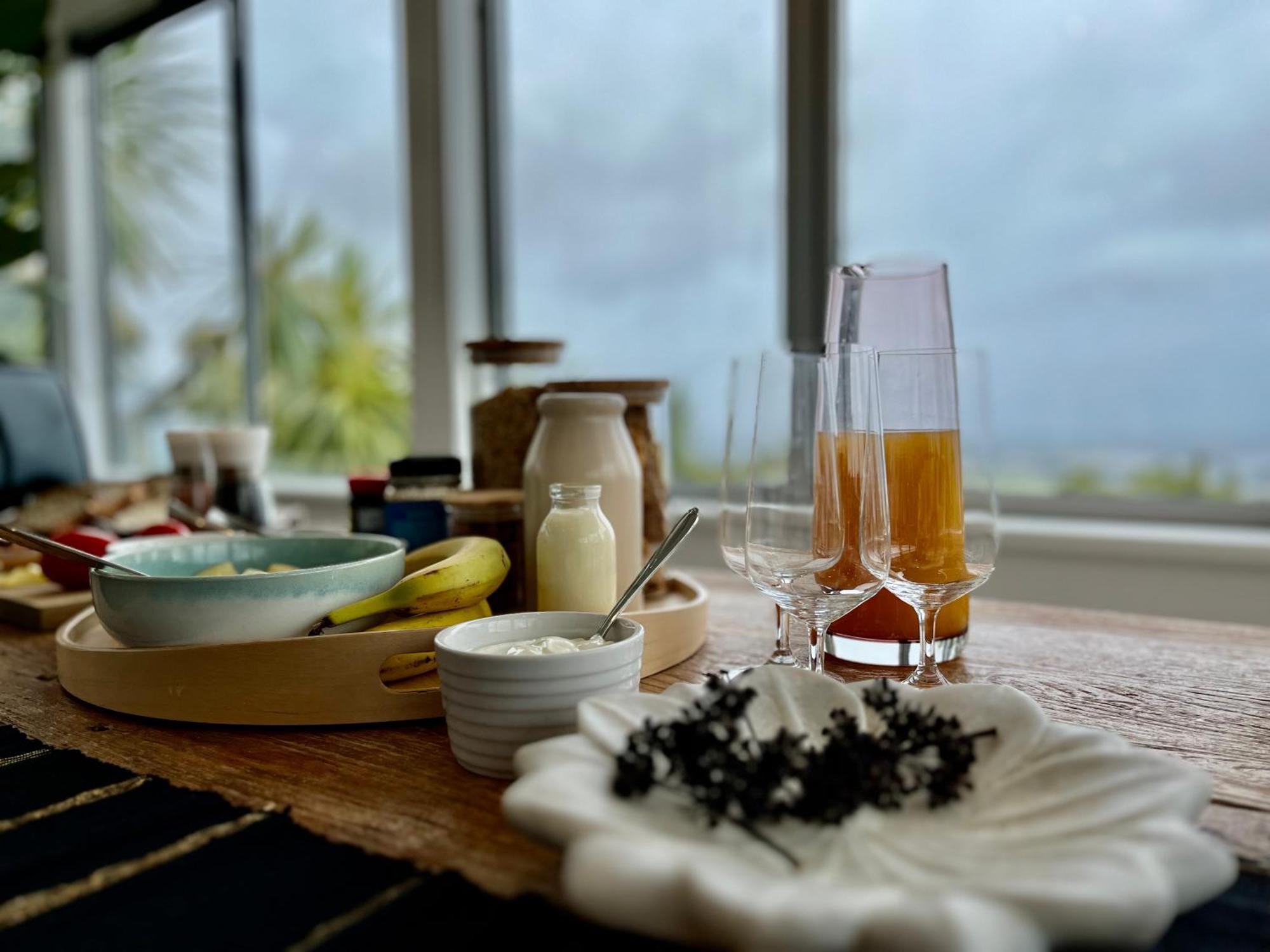 Bed and Breakfast The Lighthouse - Free Breakfast And Stunning Views Крайстчёрч Экстерьер фото